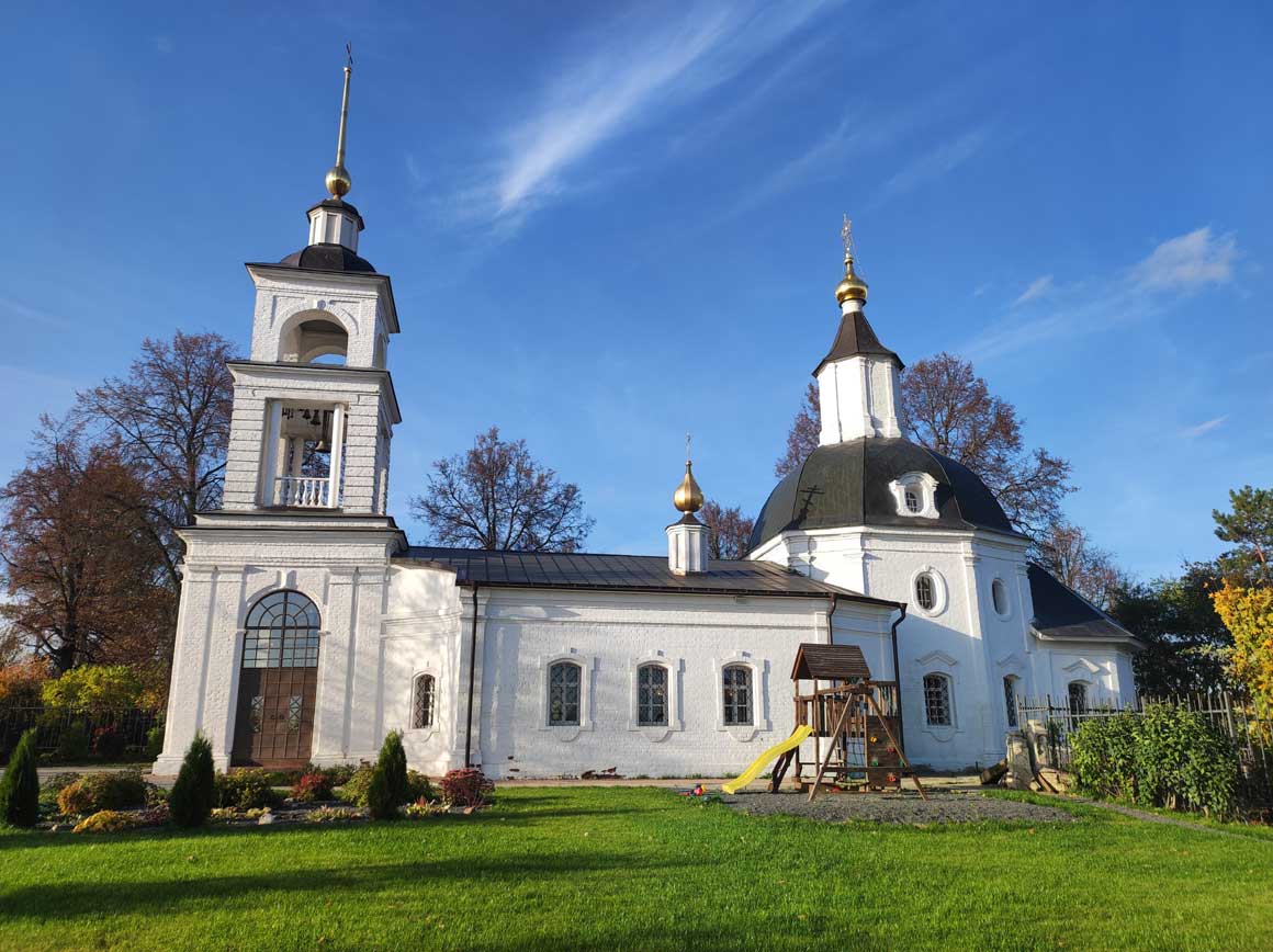 Храм Рождества Пресвятой Богородицы д. Селёвкино Московской епархии