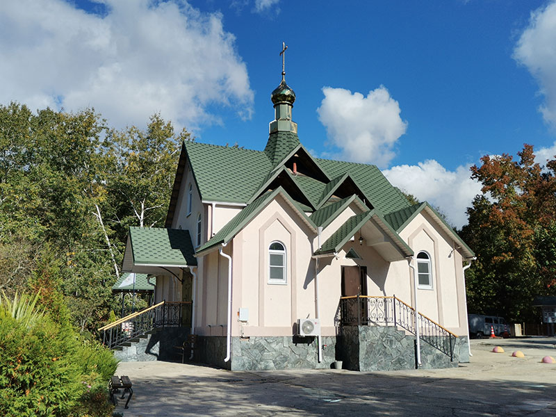 Храм в честь Преподобного Сергия Радонежского г. Сочи