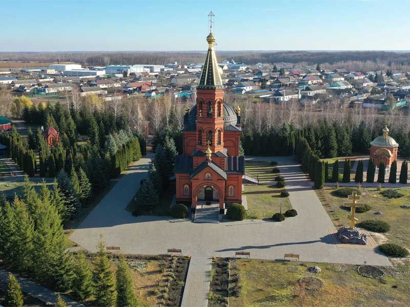 Архиерейское подворье храма Преображения Господня пос. Новонадеждинский Воронежской области