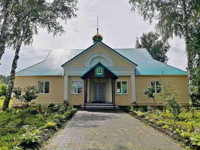 Спасский храм села Сосновка Новосибирской области